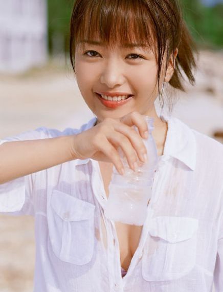 合租男女韩国无删减版本_十万网红美女美酱