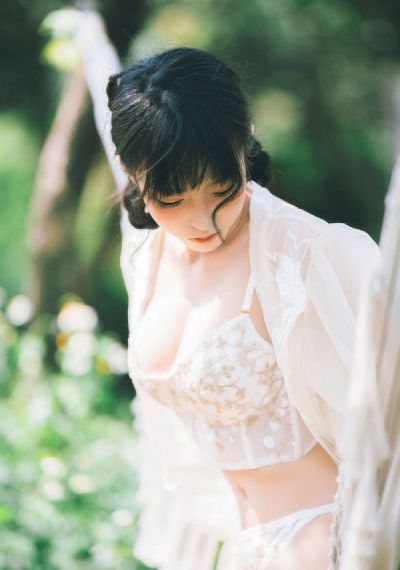 女仆的诱惑在线观看_HD韩国电影在线观看