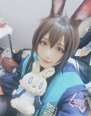善良美丽女邻居2_免费高清日本成人在线